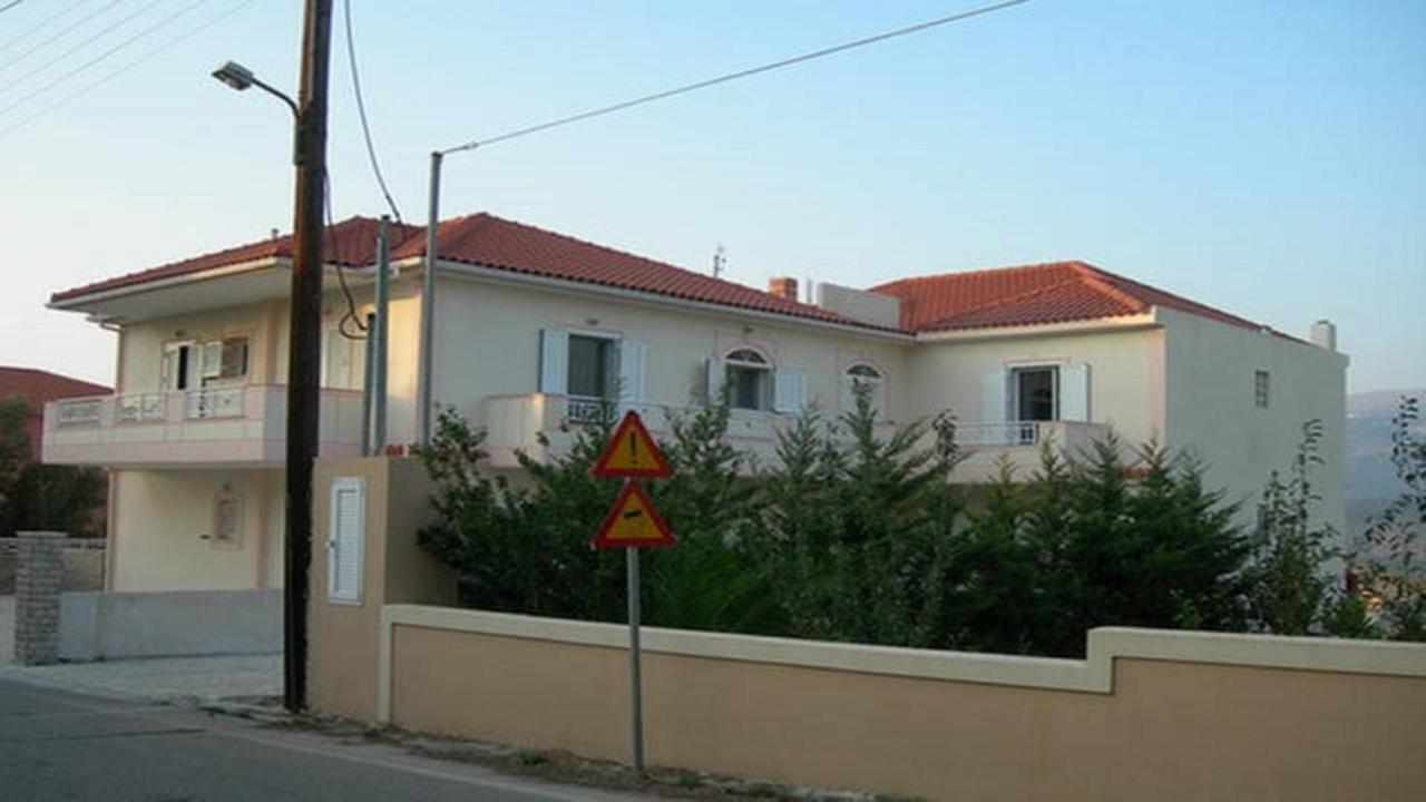 Theasis House Apartment Khelmáta Exterior photo